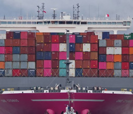 более 370 контейнеровозов простаивают в очередях на подходах к портам по всему миру - фото - 1