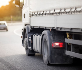 с 1 апреля большегрузам ограничат проезд по амурским трассам - фото - 1