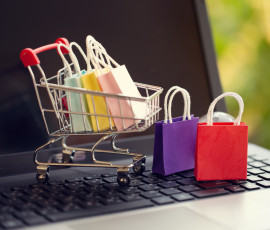 маркетплейсы обяжут больше рассказывать ФНС про селлеров - фото - 1