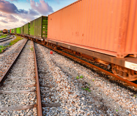 на терминале «ТрансКонтейнера» в Забайкальске скопились груженые контейнеры из Китая - фото - 2