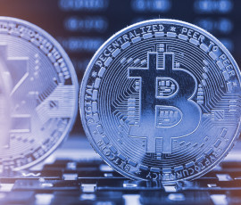 владимир Путин подписал закон о возможности внешнеторговых расчетов криптовалютой - фото - 1